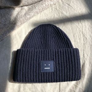 Acne Studios Pansy n Face beanie